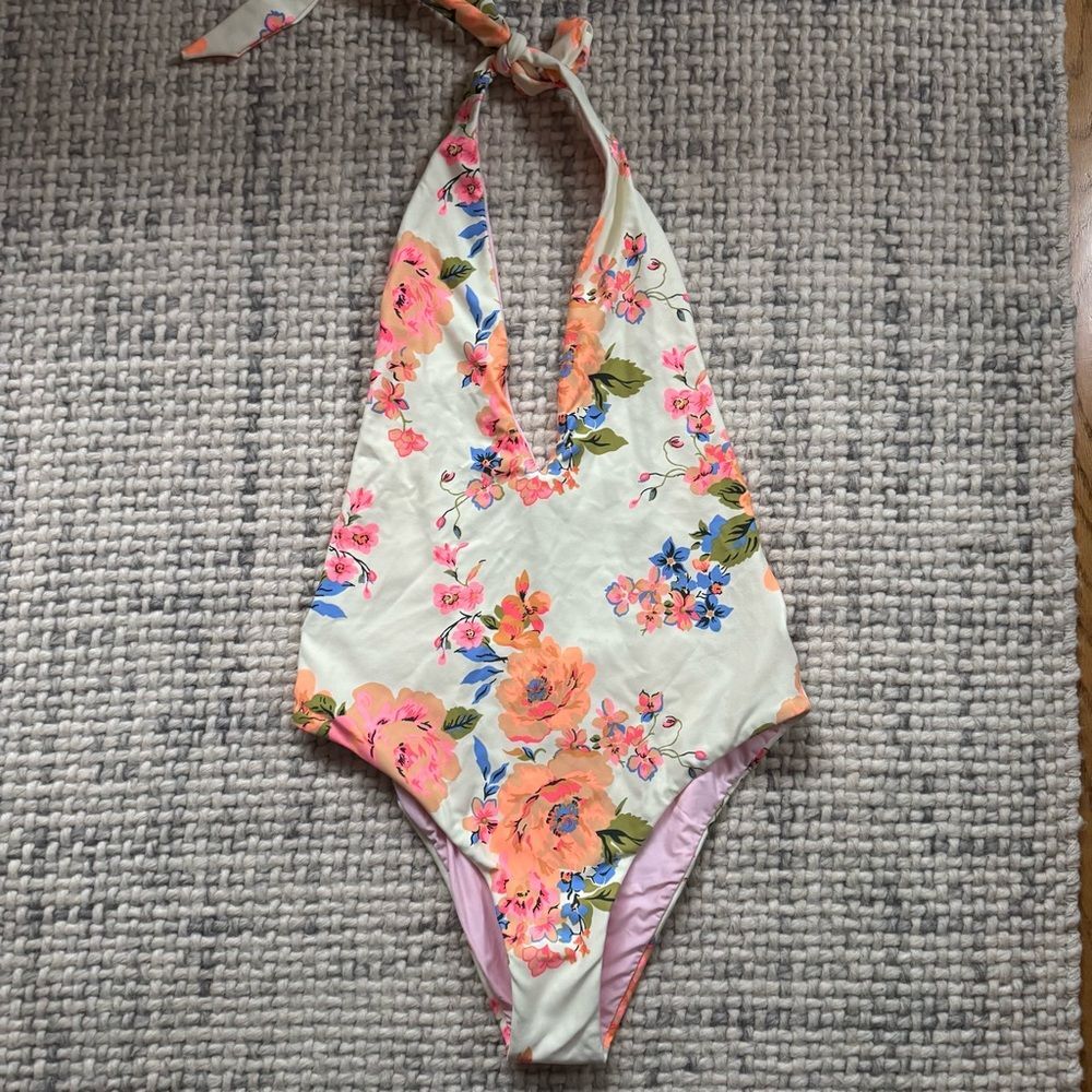 NWOT Maaji Halter Floral One Piece Swimsuit Medium